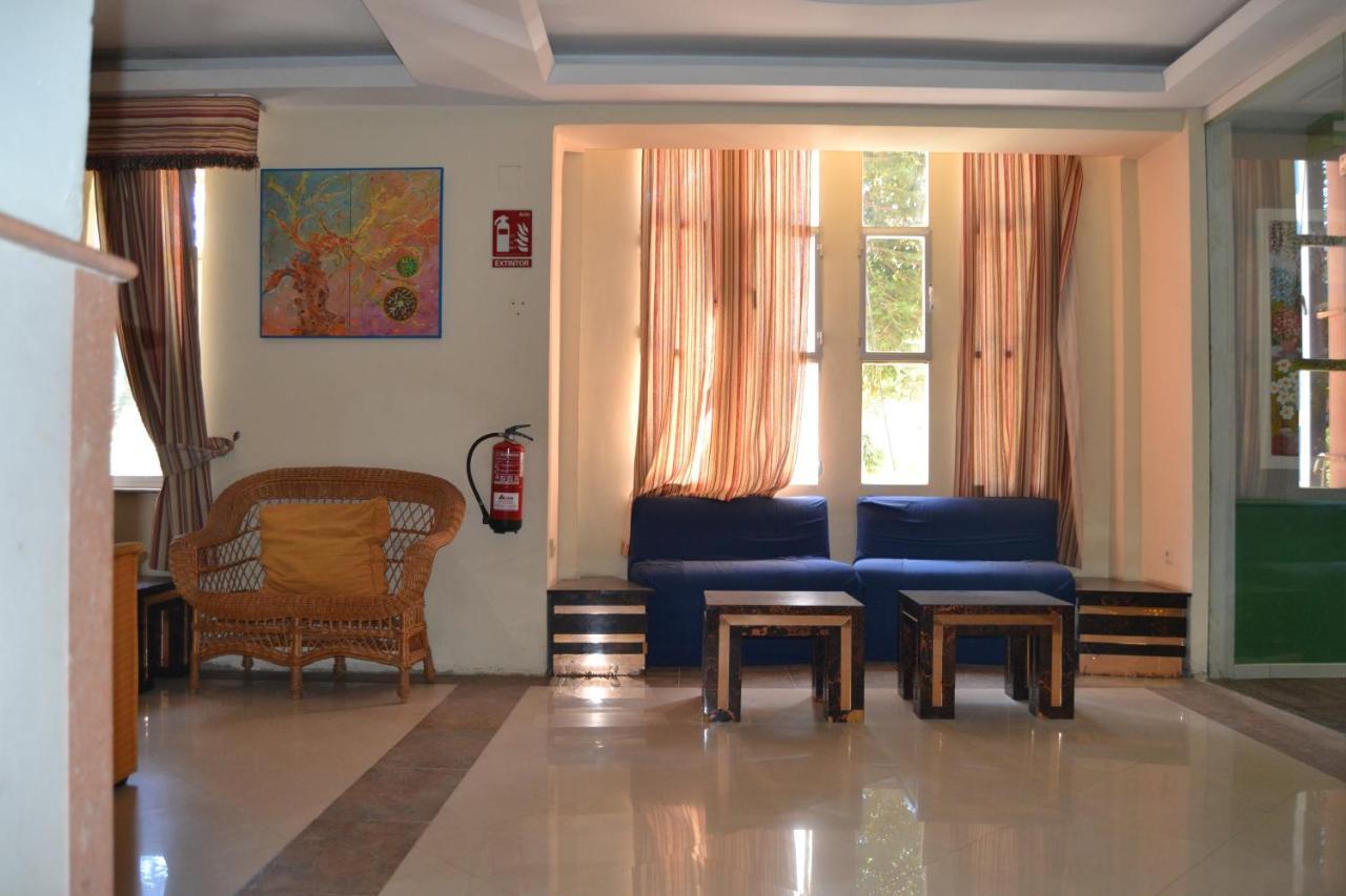 Hotel Miramar La Linea de la Concepcion Exterior photo
